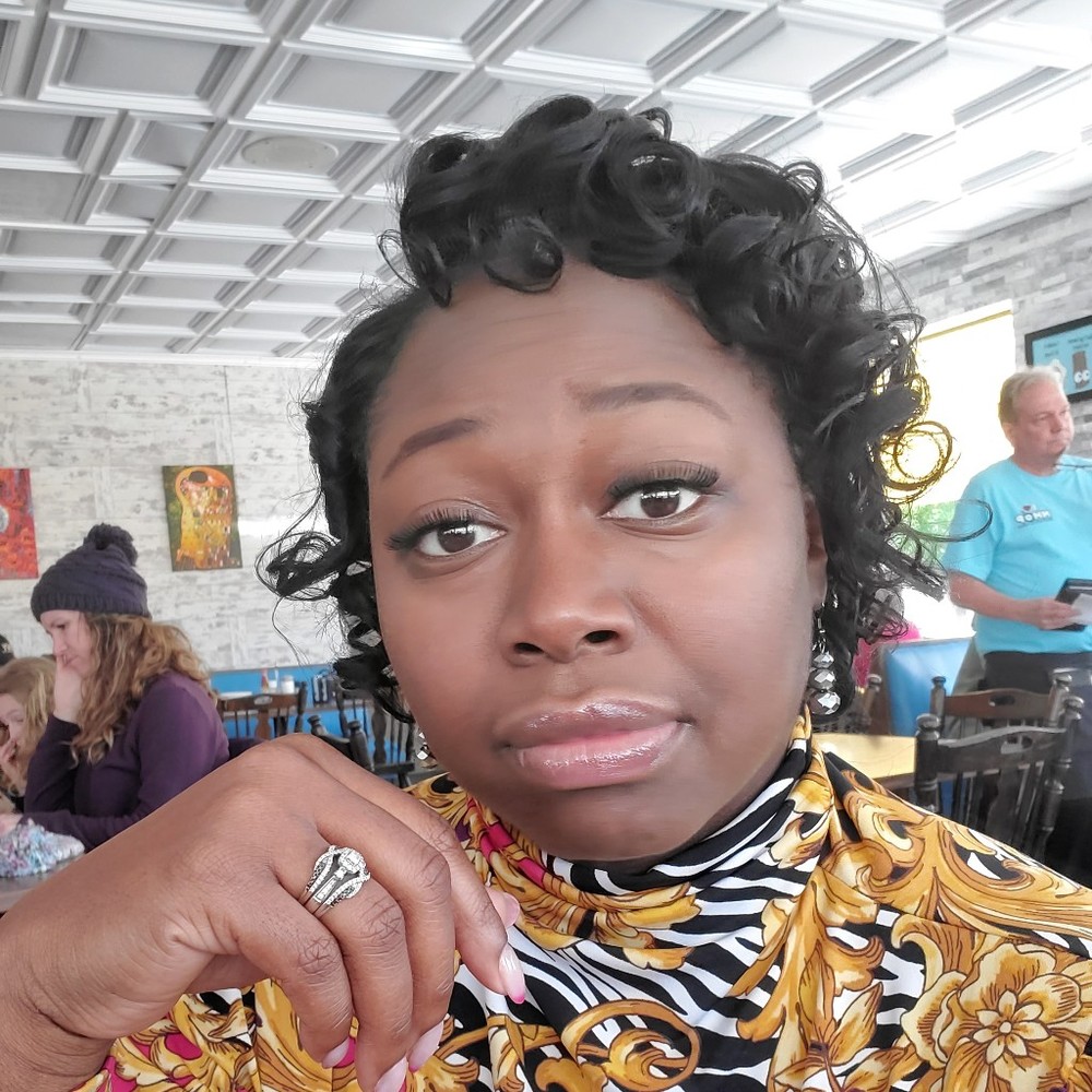 Meet your Posher, Melanie